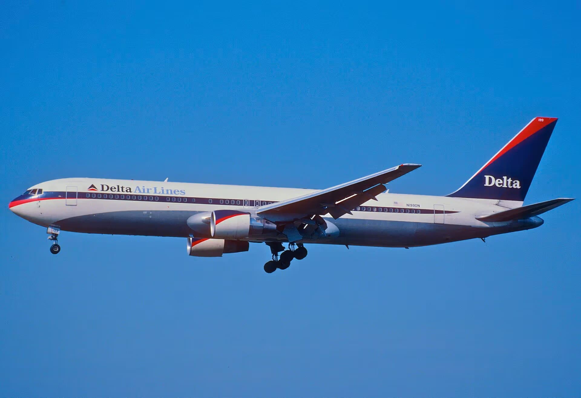N199DN — Boeing