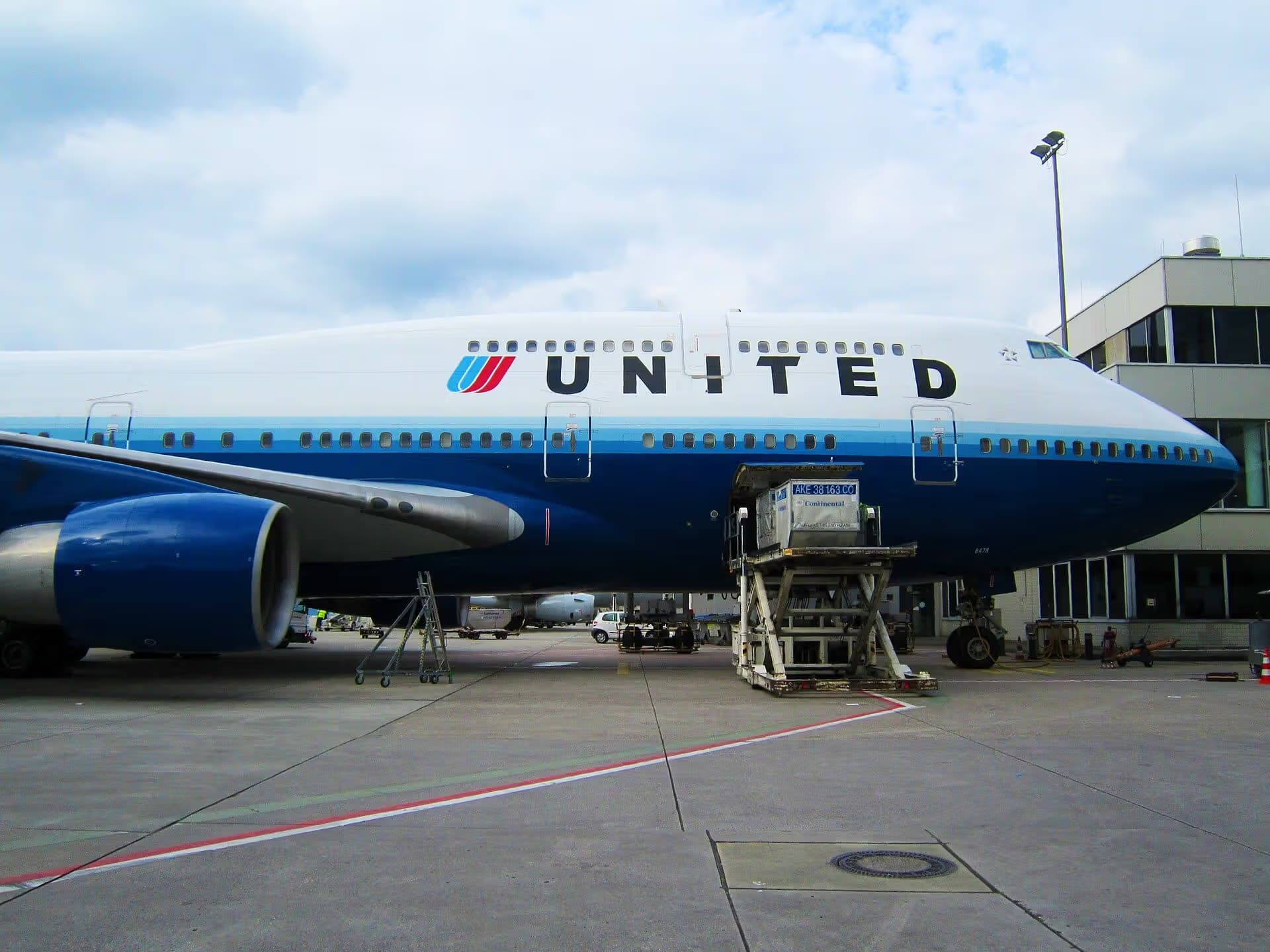 N178UA — Boeing