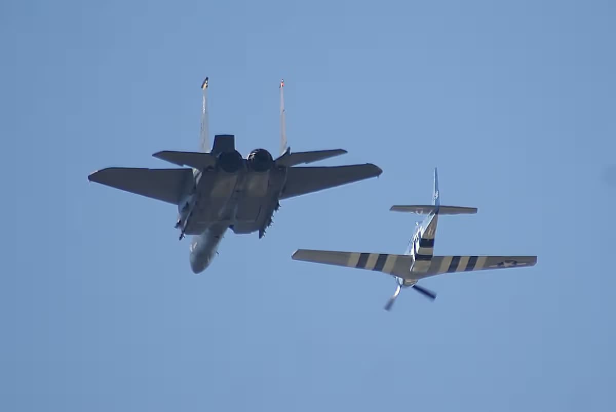 Unidentified — Warbird