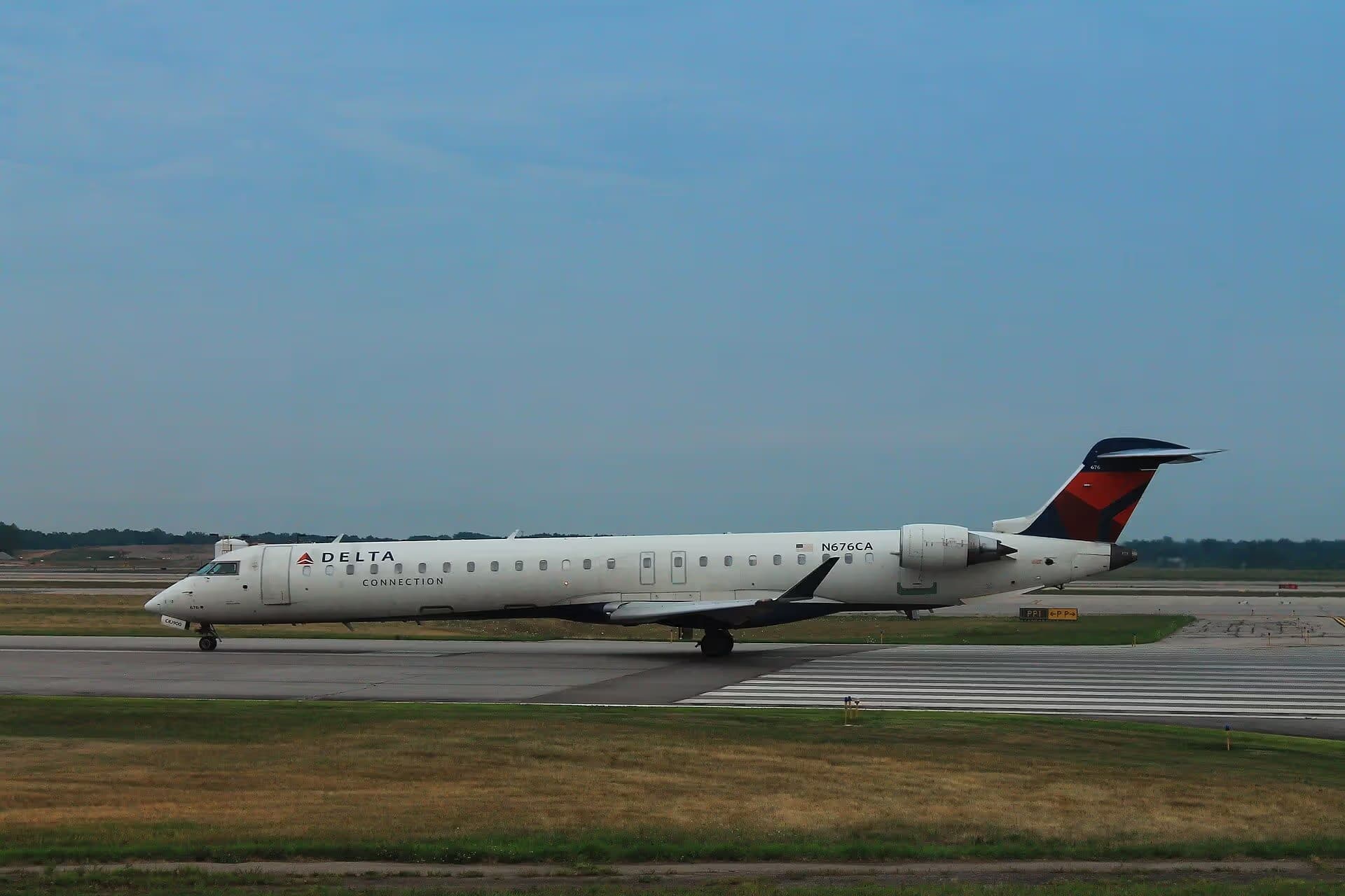 N676CA — Aircraft