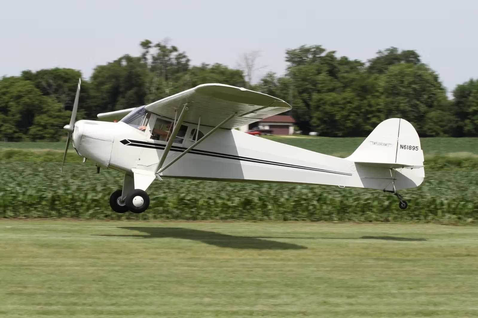 N61895 — Aircraft