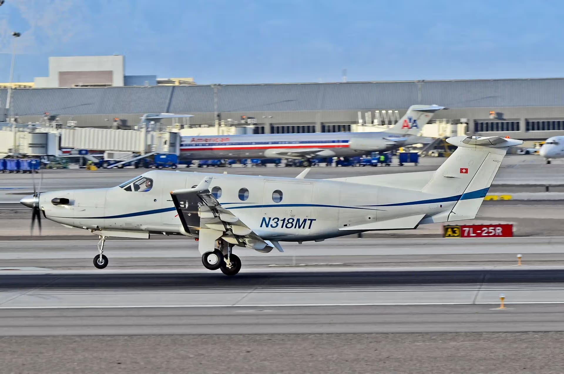 N318MT — Pilatus