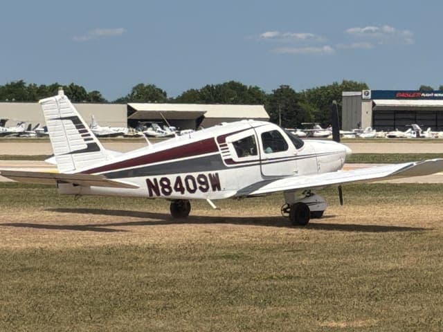 N8409W — 1965 Piper PA-28-180