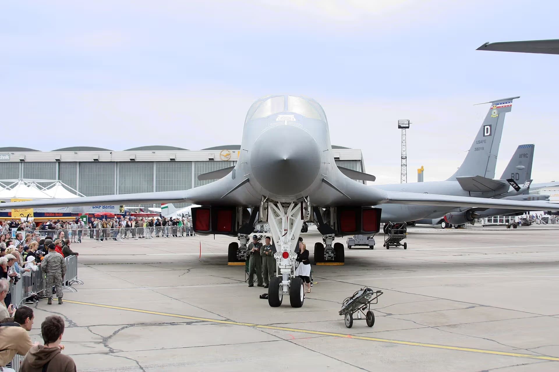 Unidentified — Aircraft