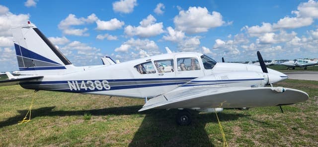 N14386 - Piper Apache PA-23-250