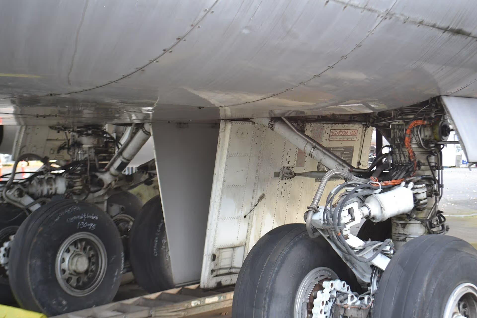 Unidentified — Aircraft