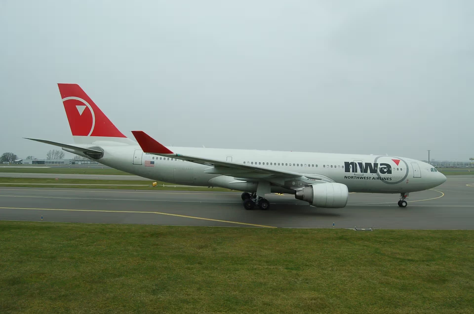 N858NW — Airbus