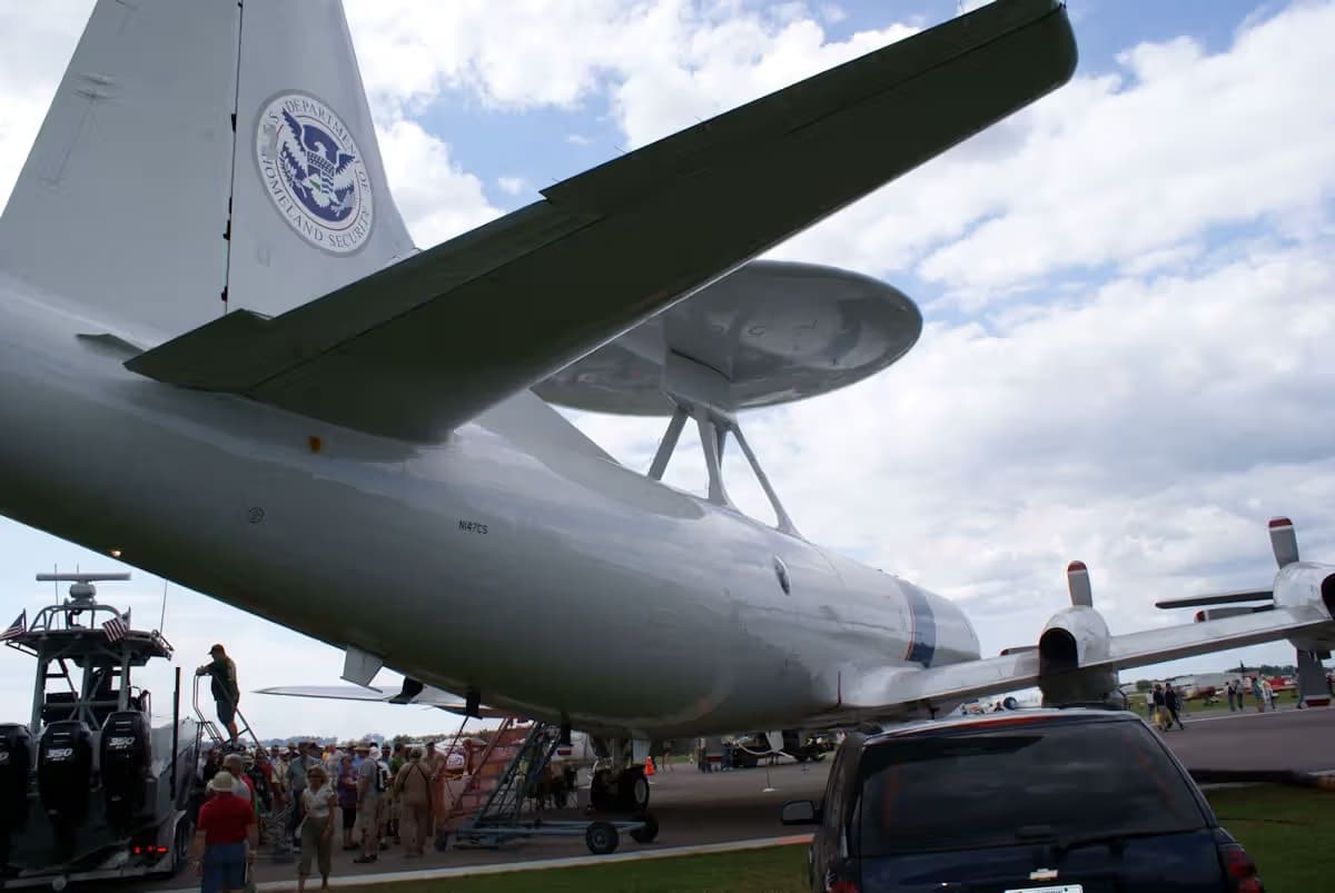 N147CS — Lockheed