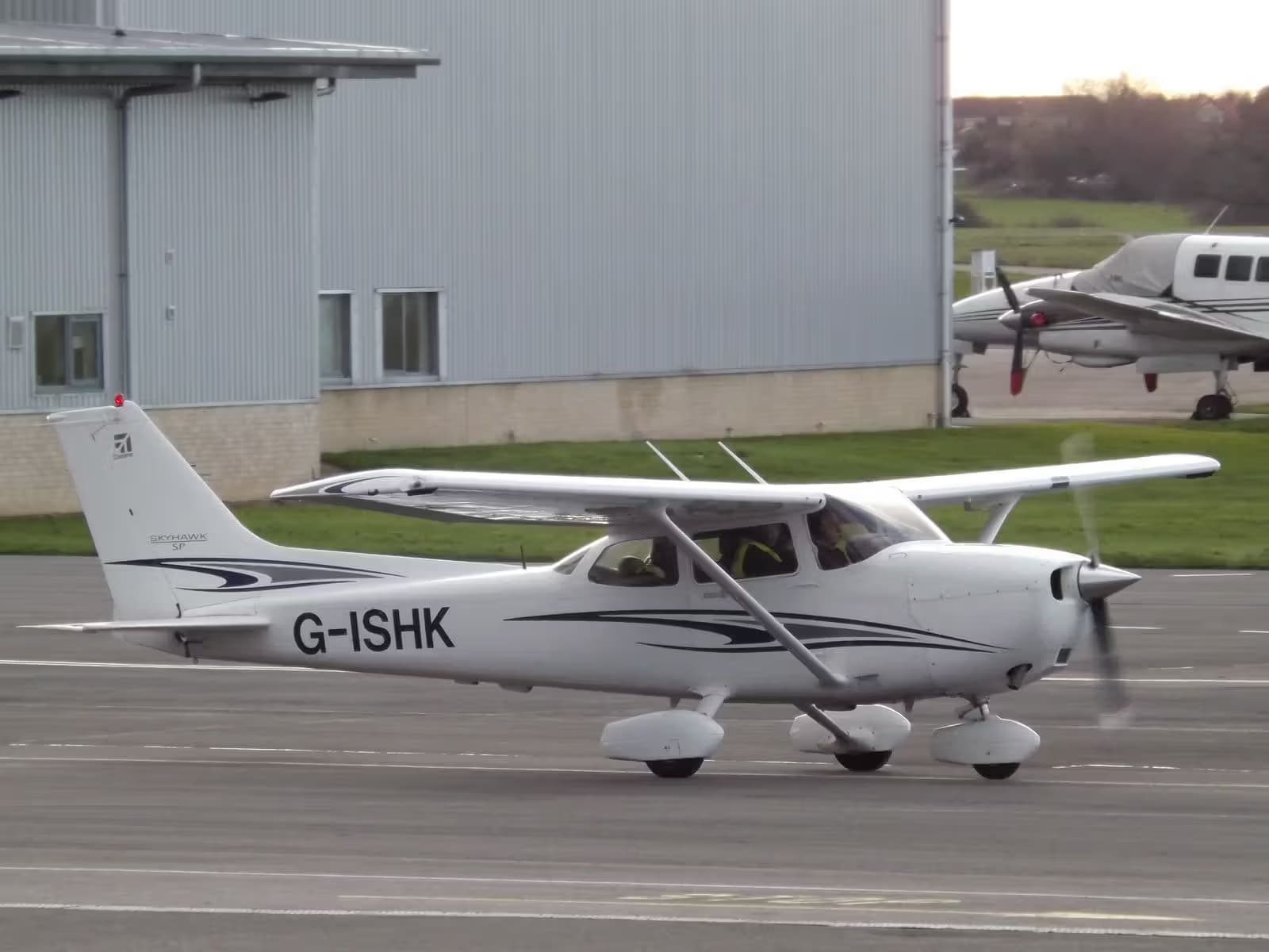 G-ISHK — Cessna