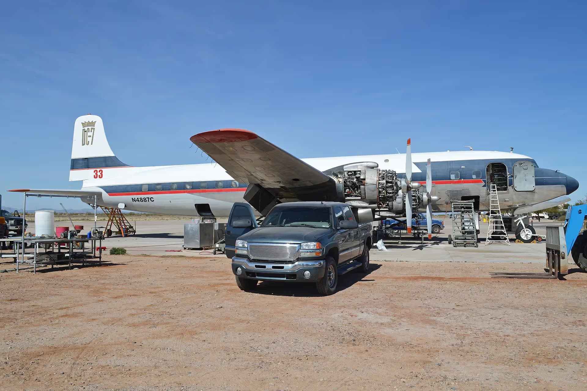 N4887C — Aircraft