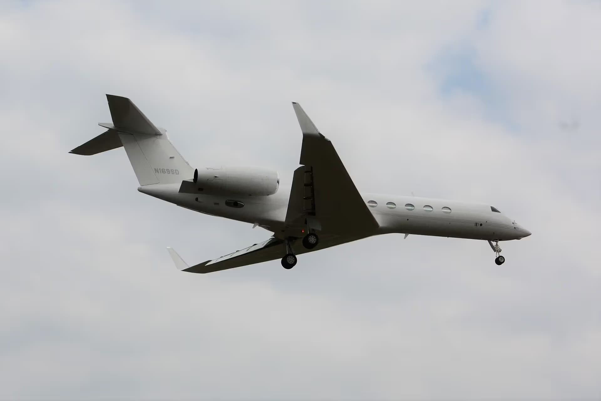 N169SD — Gulfstream at Twente Airport