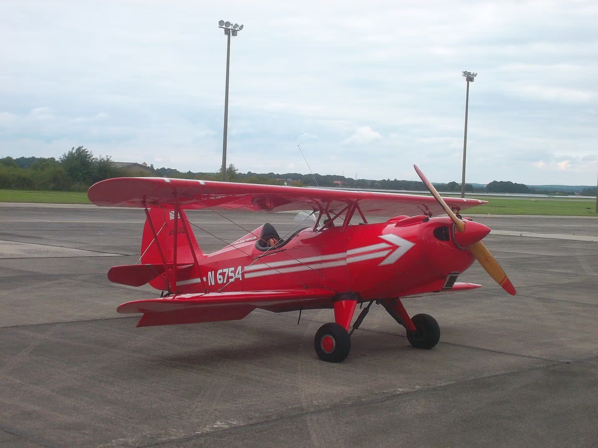 N6754 — Aircraft