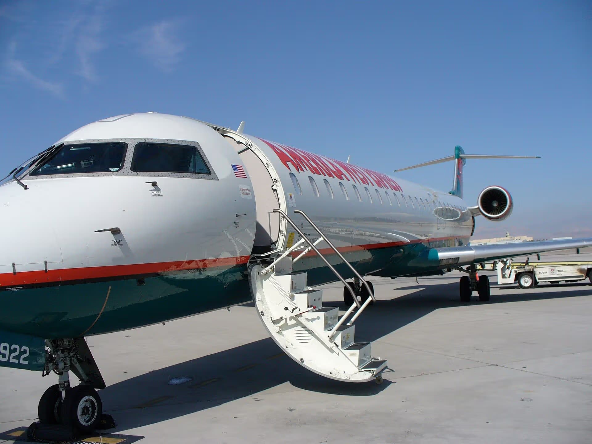 N922FJ — Bombardier
