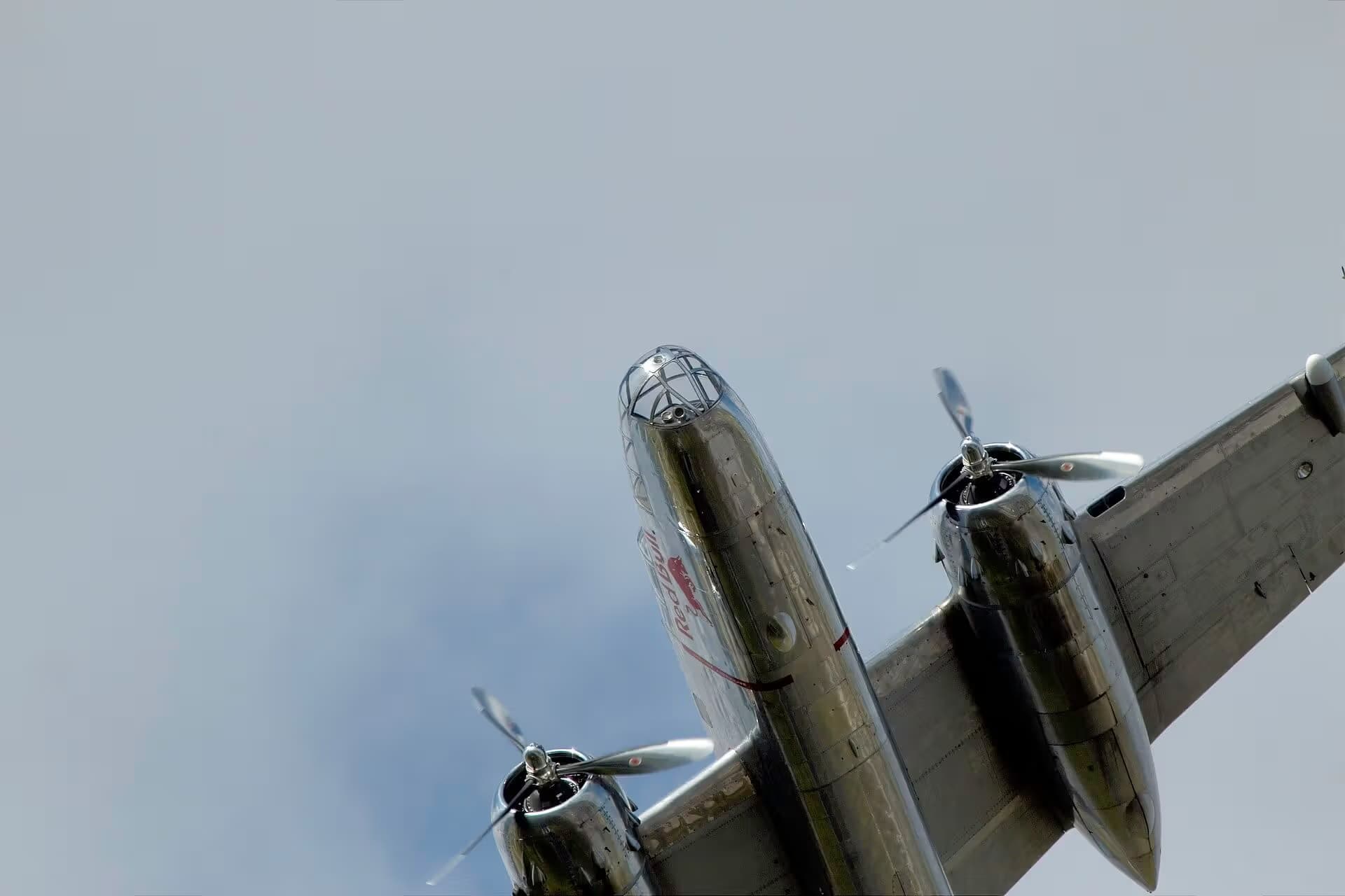 Unidentified — Warbird