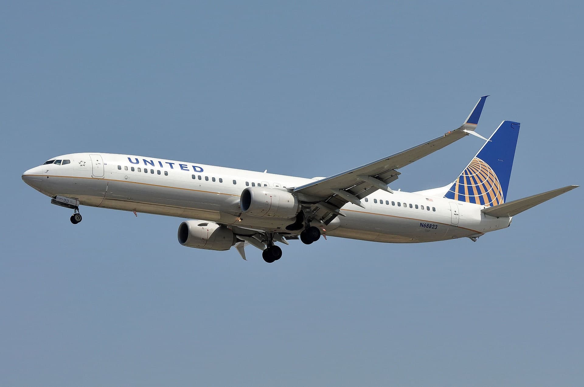 N68823 — Boeing