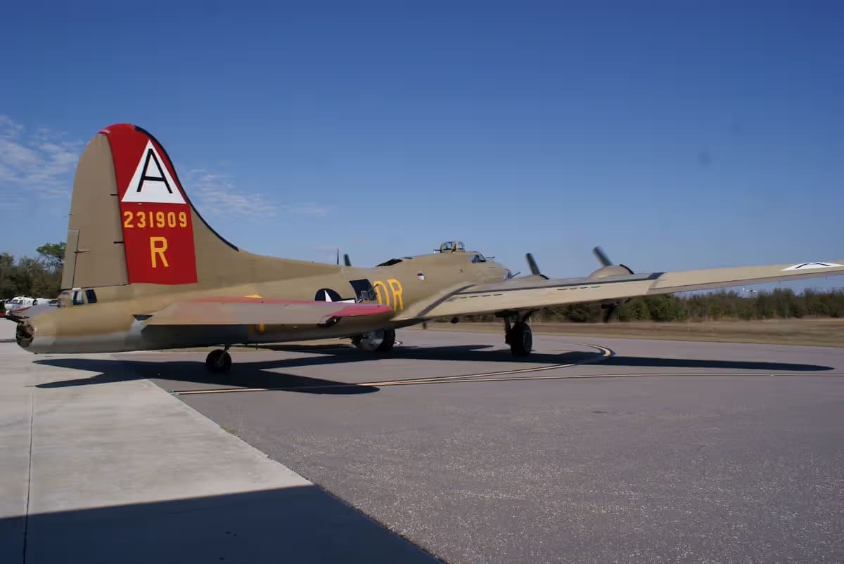 Unidentified — Warbird