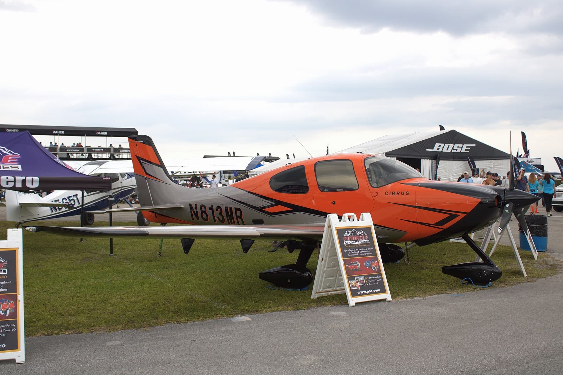 N813MR — Cirrus