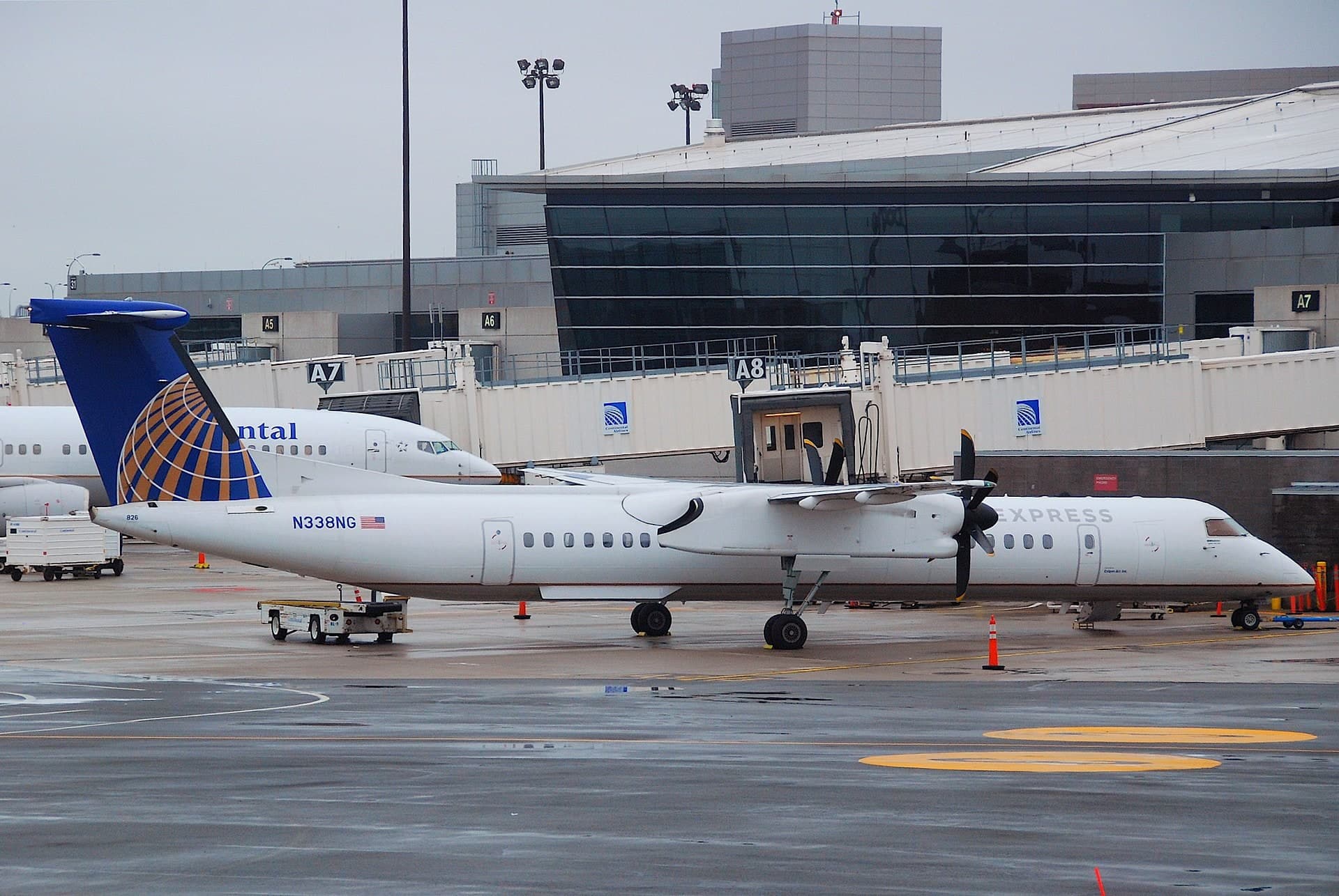 N338NG — Bombardier