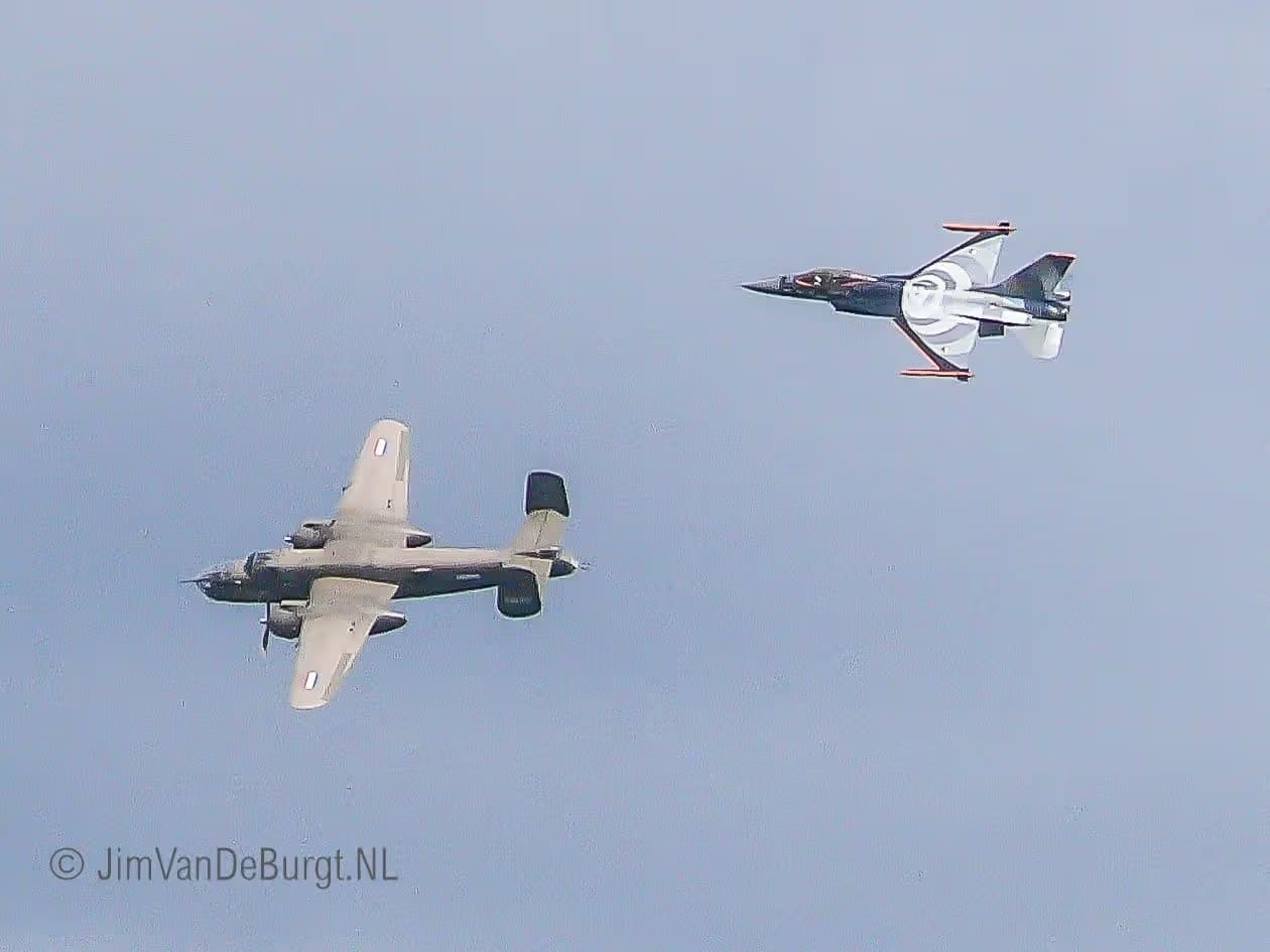 Unidentified — Warbird
