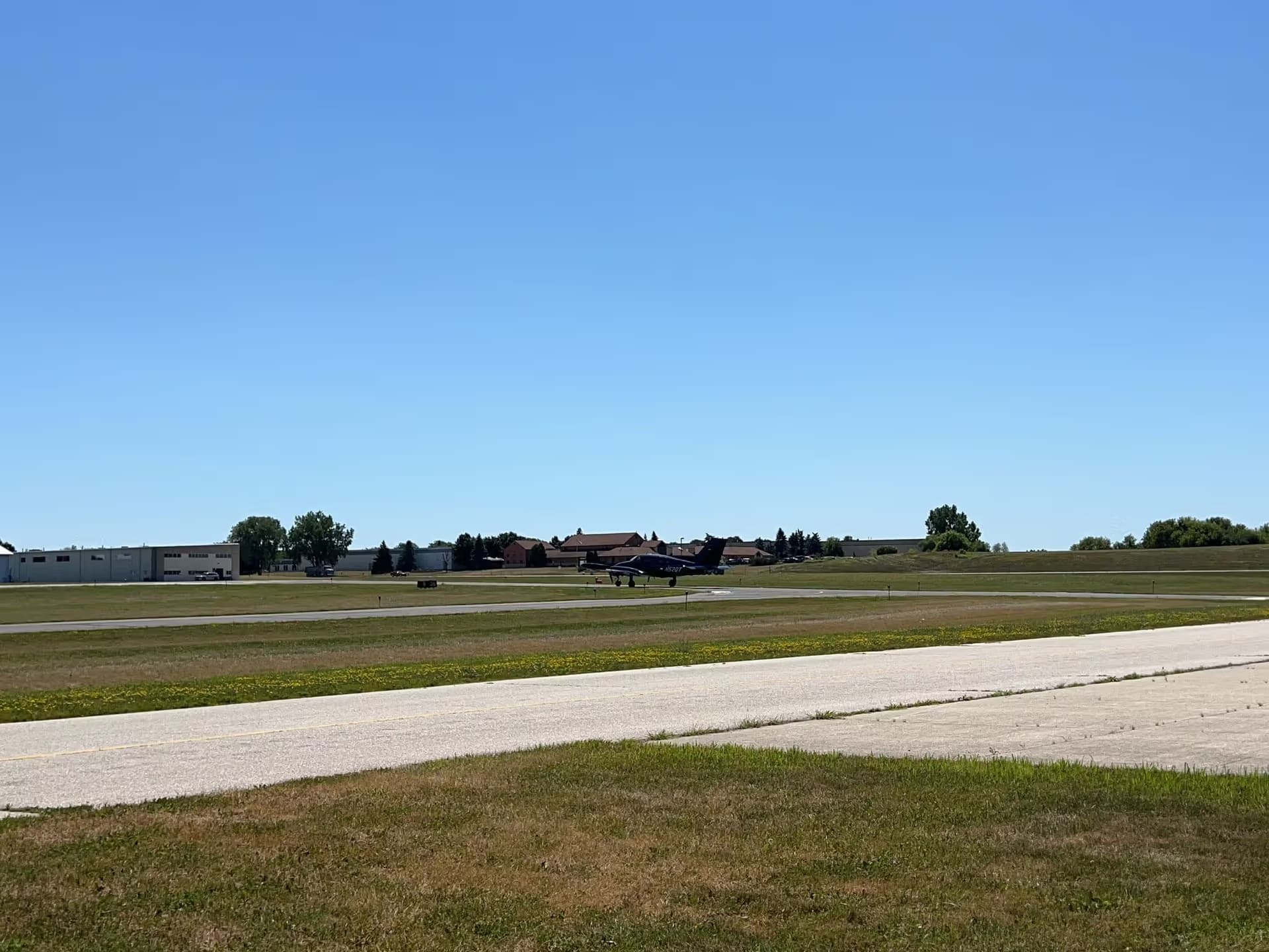 N620Z — Beechcraft 58 at Waukesha County Airport