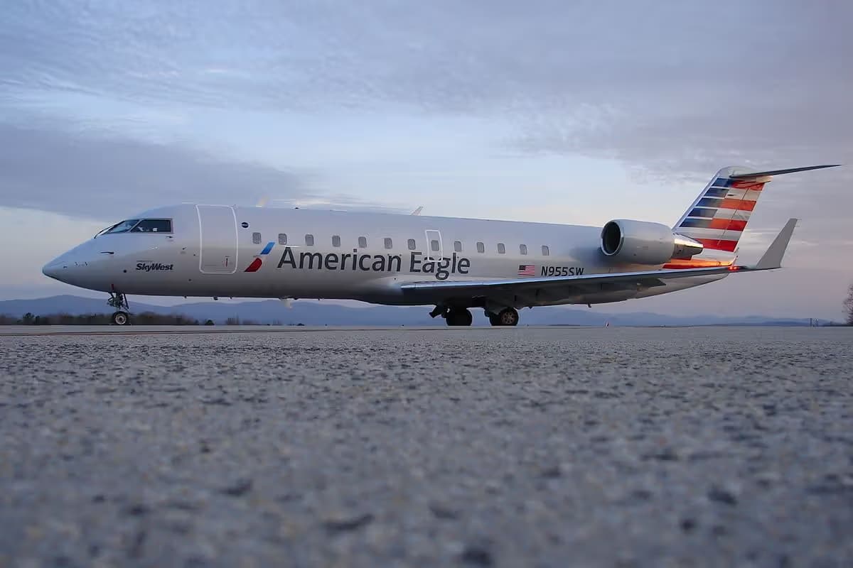 N955SW — Twin-engine aircraft