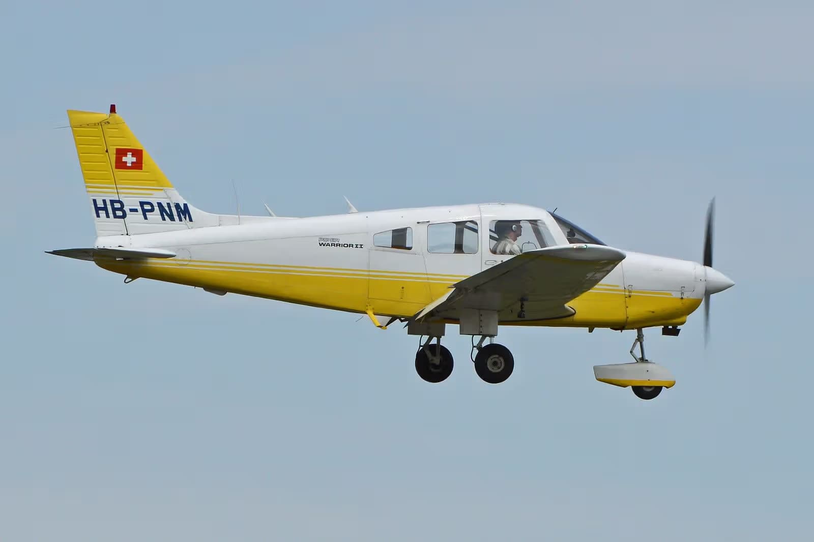 HB-PNM — Piper