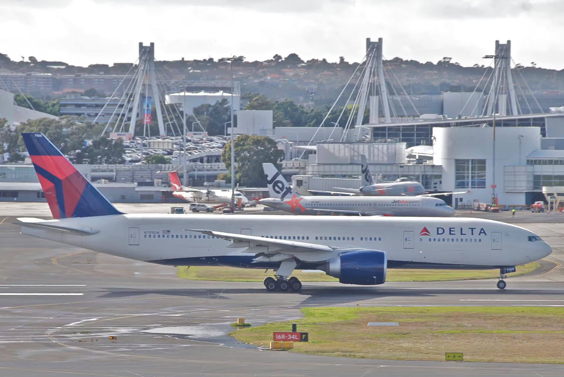 N709DN — Boeing