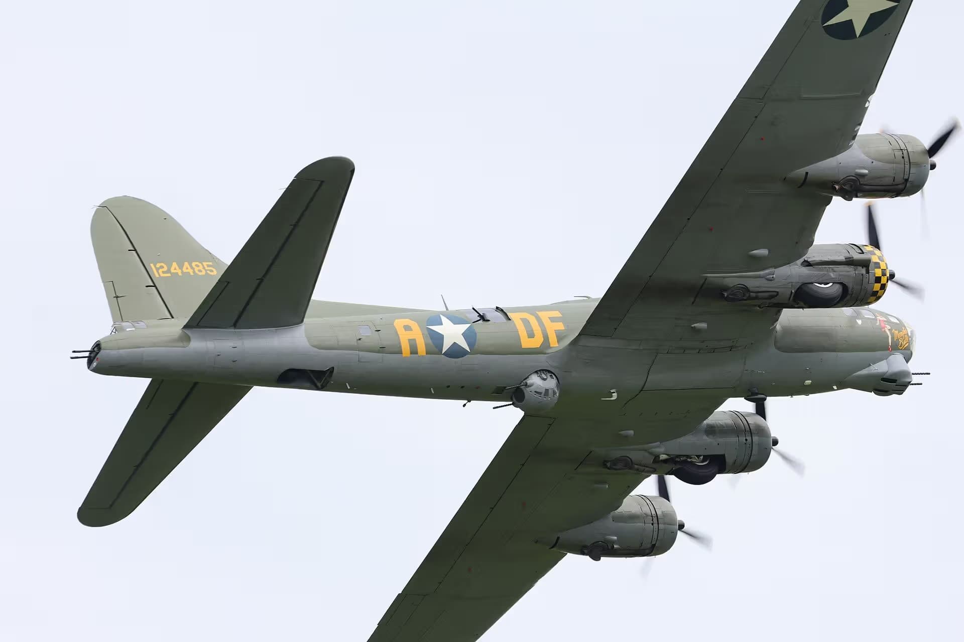 Unidentified — Warbird