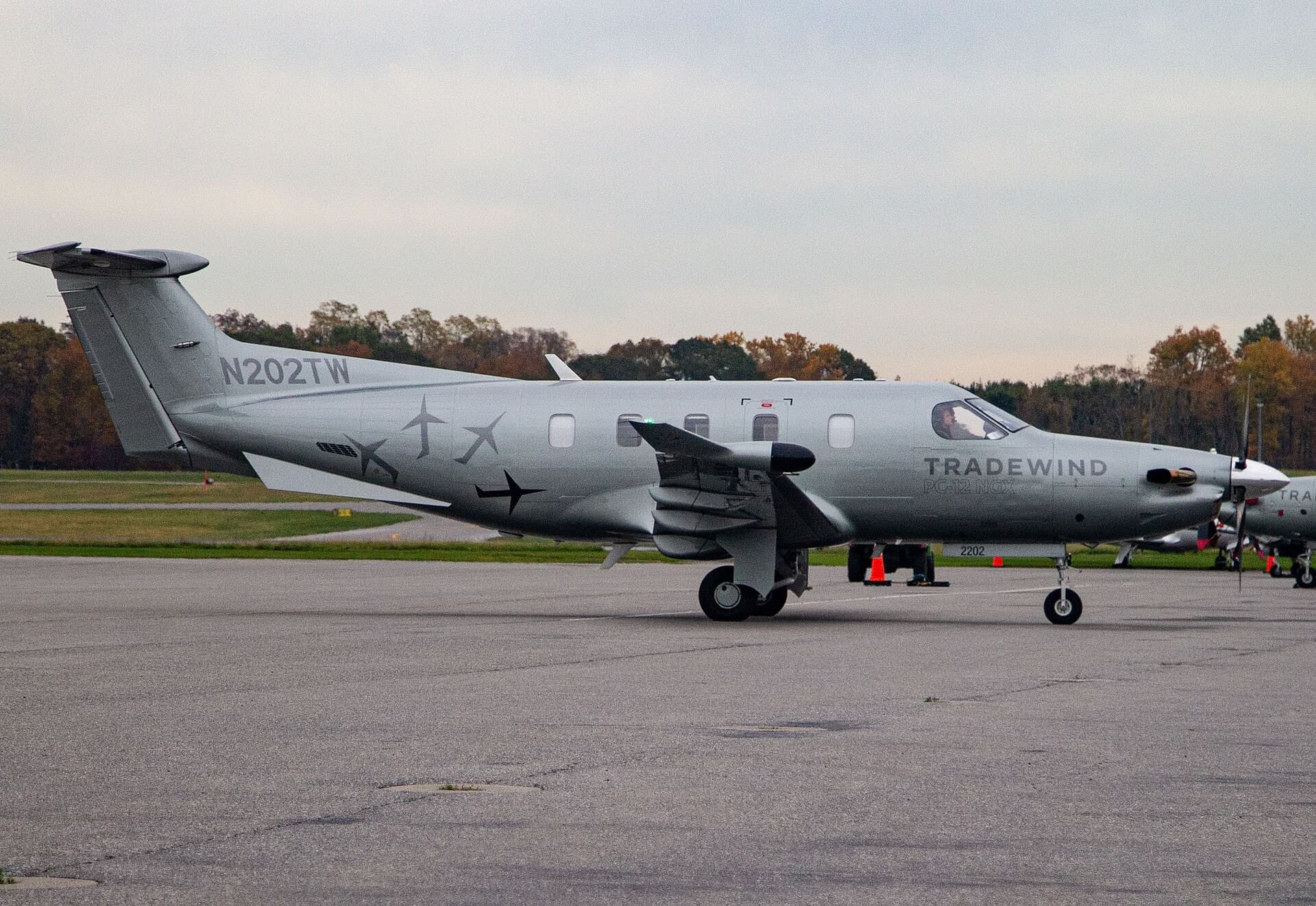 N202TW — Pilatus