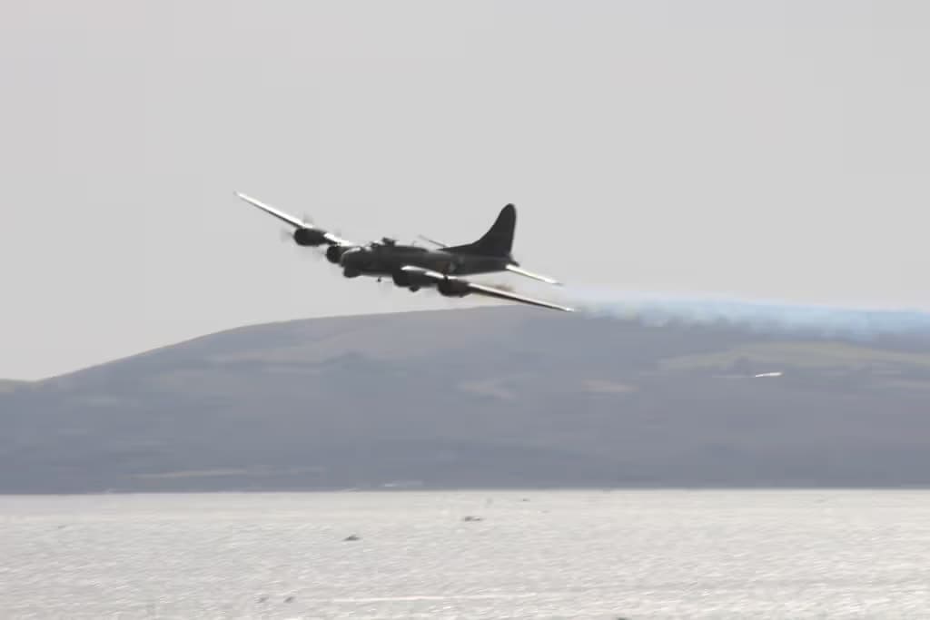 Unidentified — Aircraft