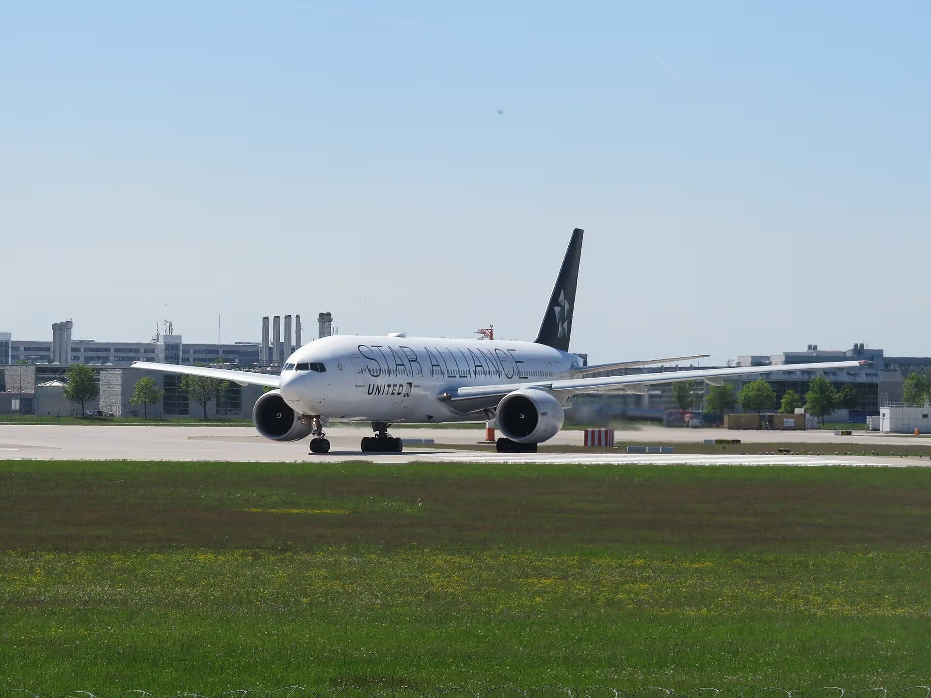 N76021 — Boeing at Munich Airport