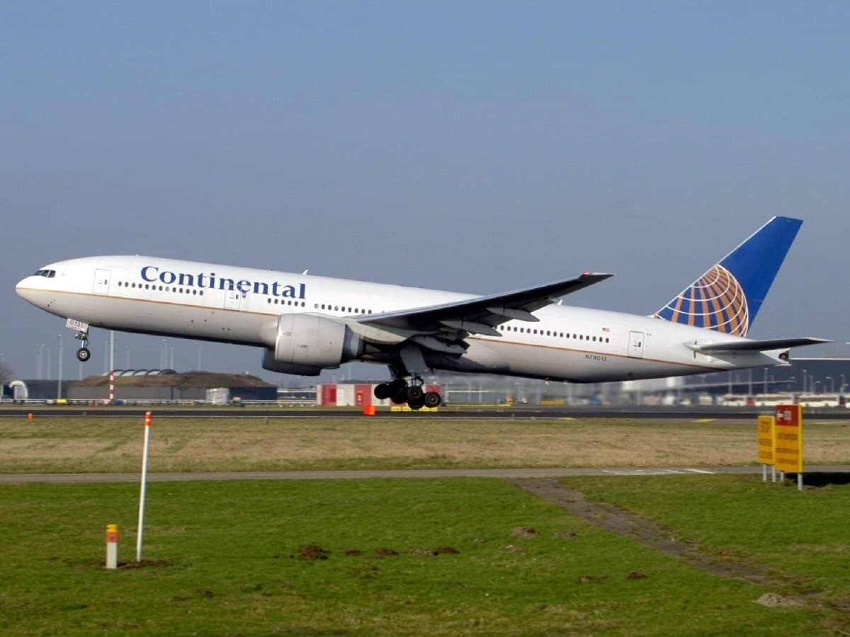 N78013 — Boeing