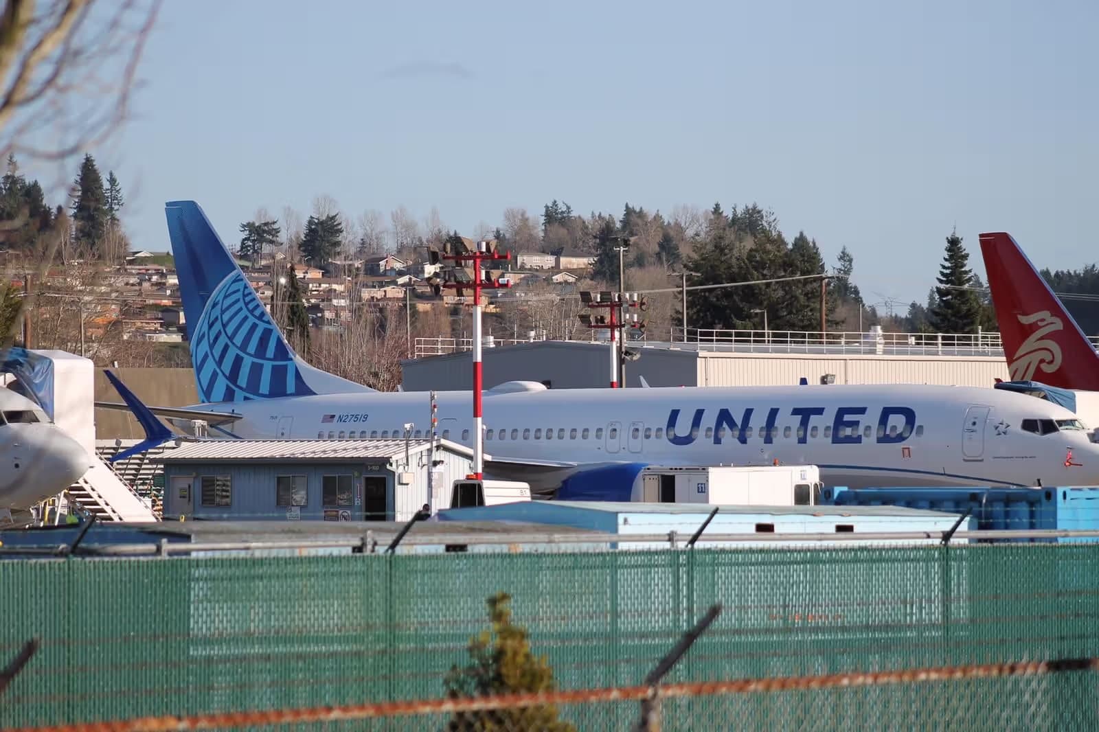 N27519 — Boeing