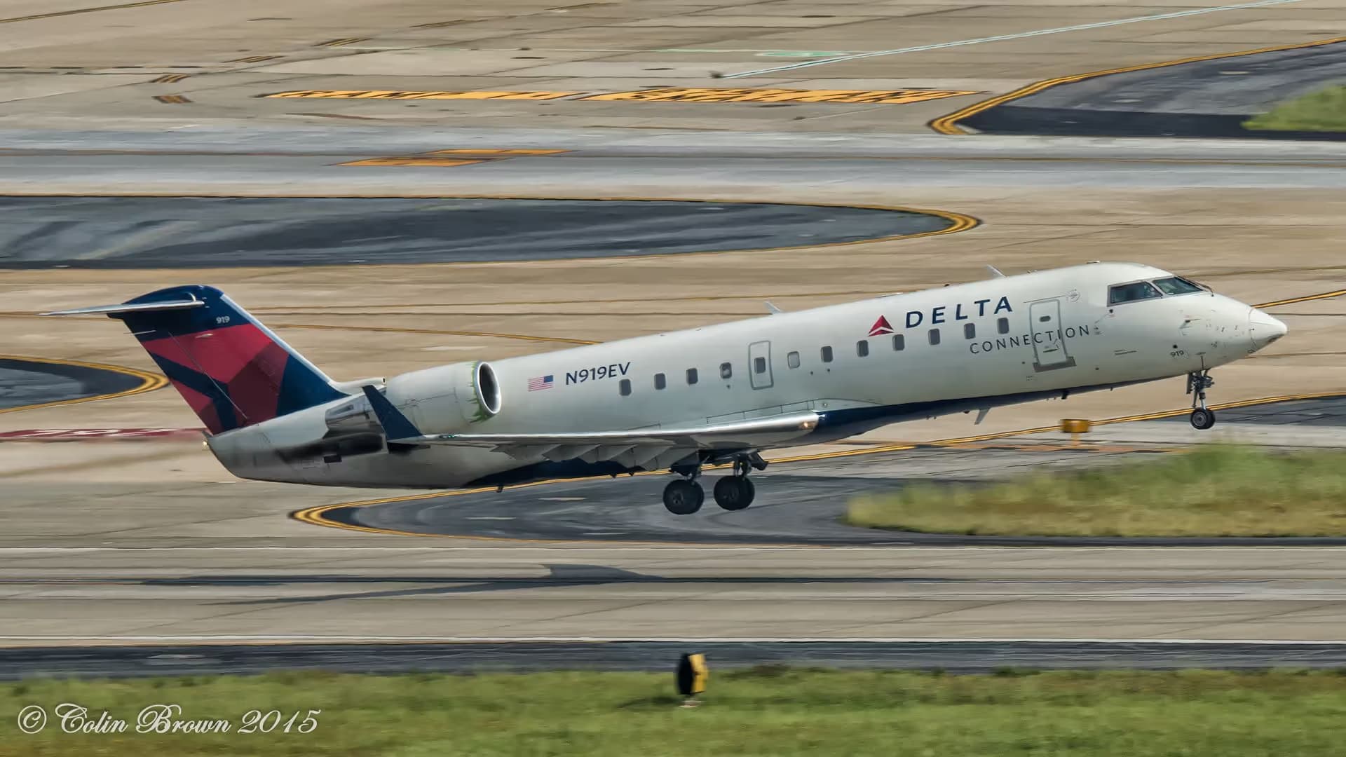 N919EV — Bombardier