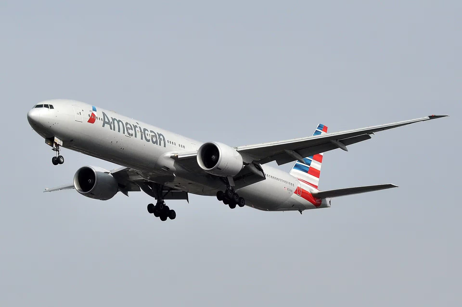 N724AN — Twin-engine aircraft