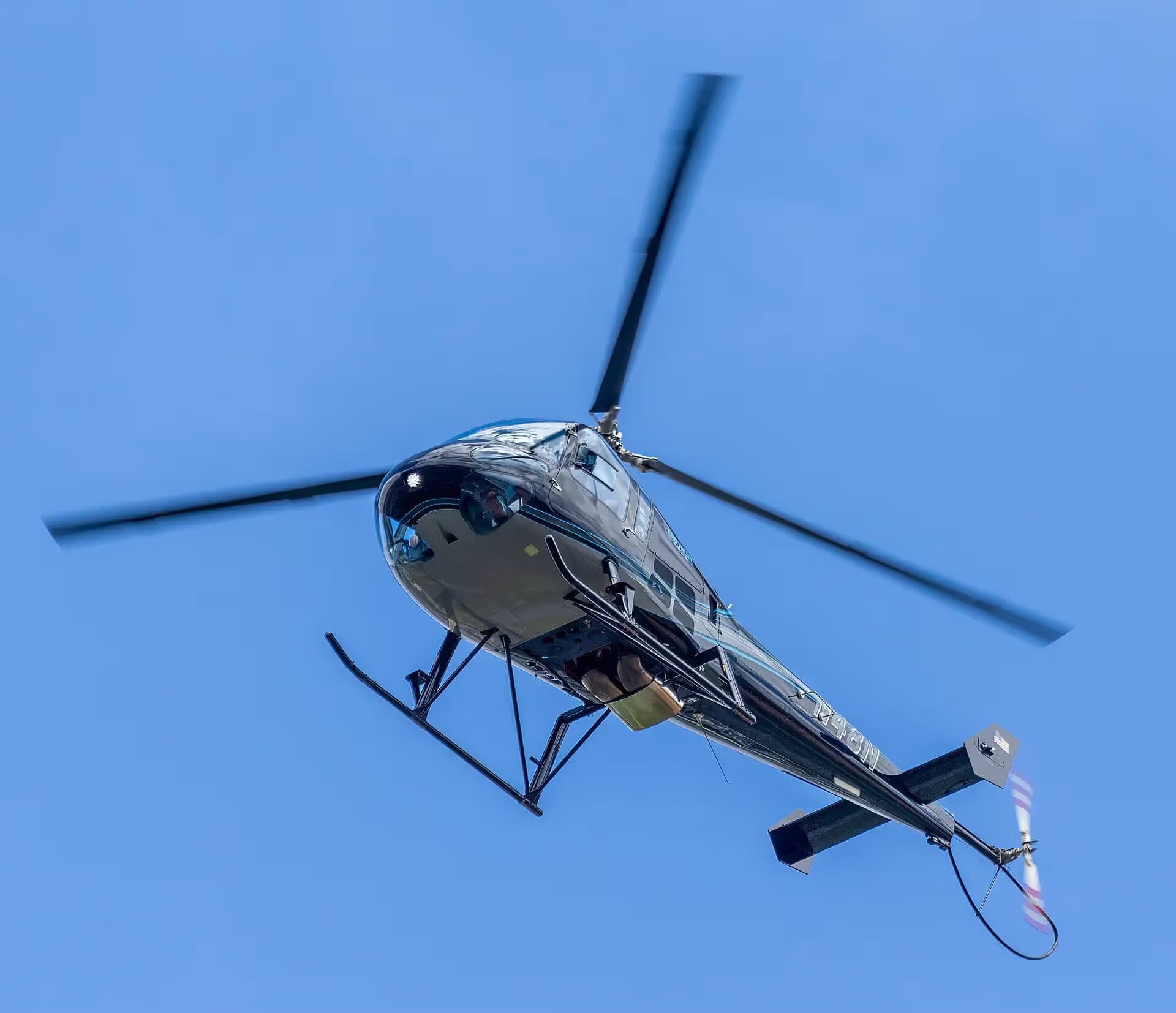 N48N — Helicopter
