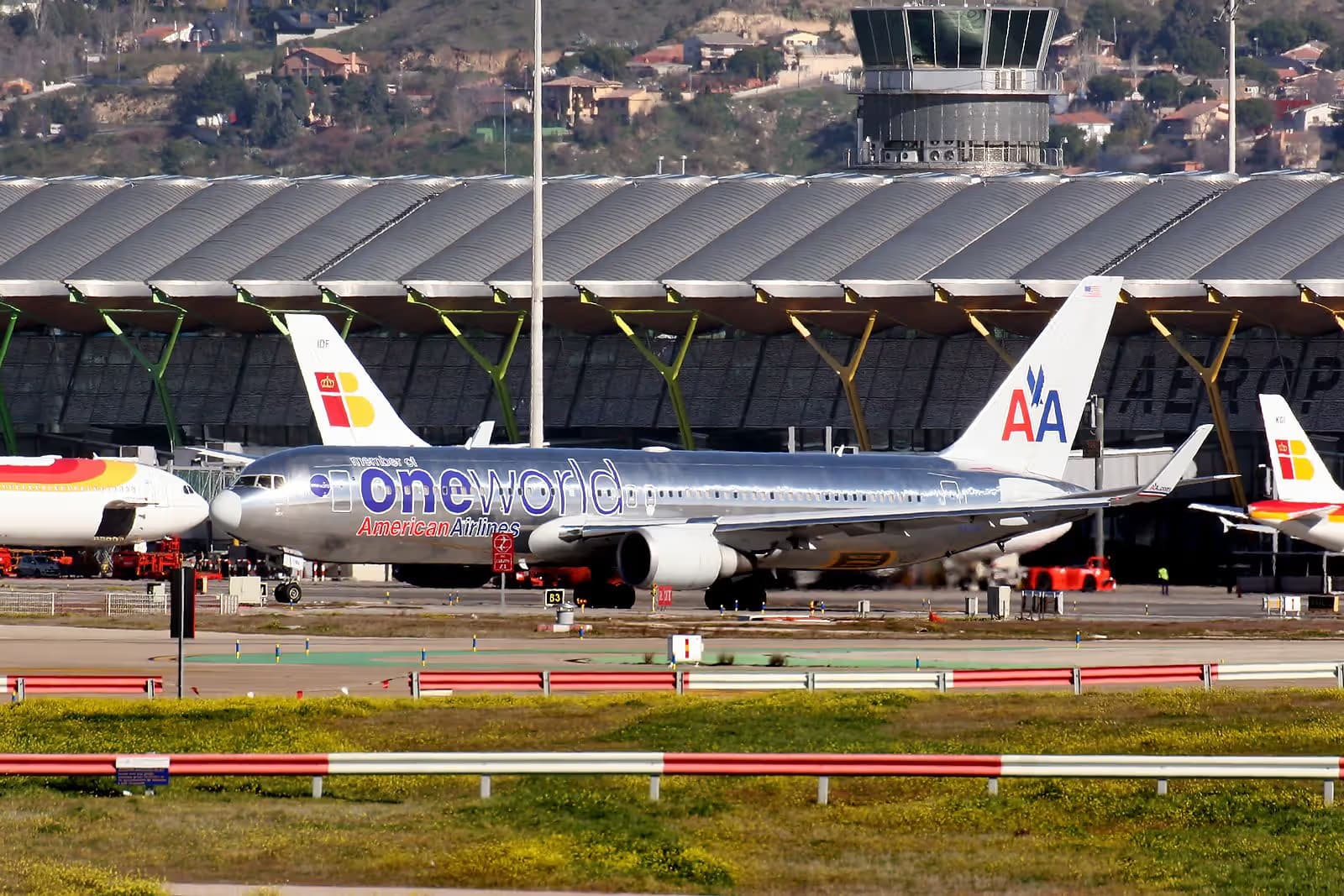 N395AN — Boeing