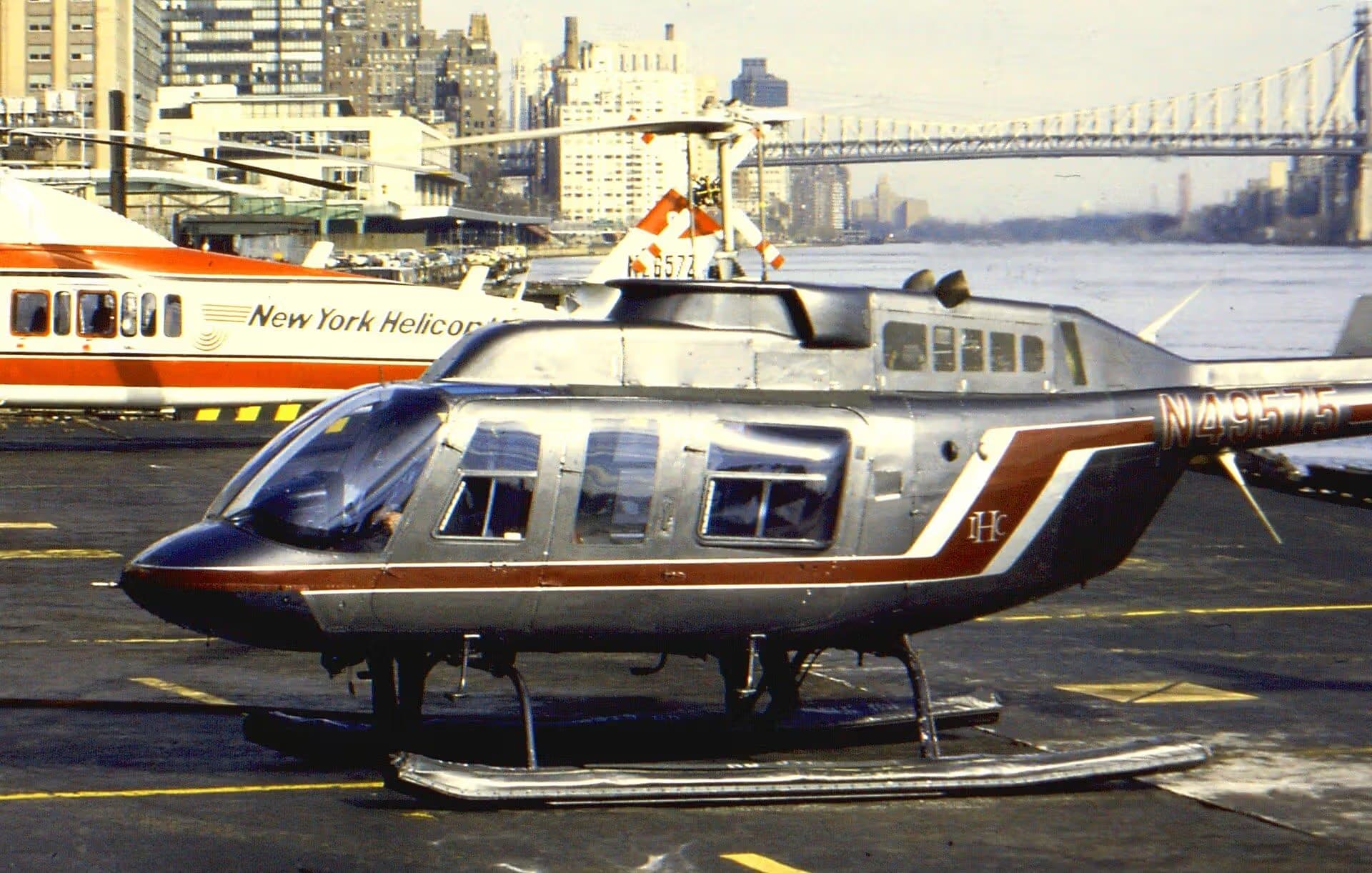 N49575 — Helicopter