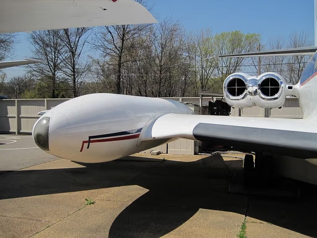 Unidentified — Business jet
