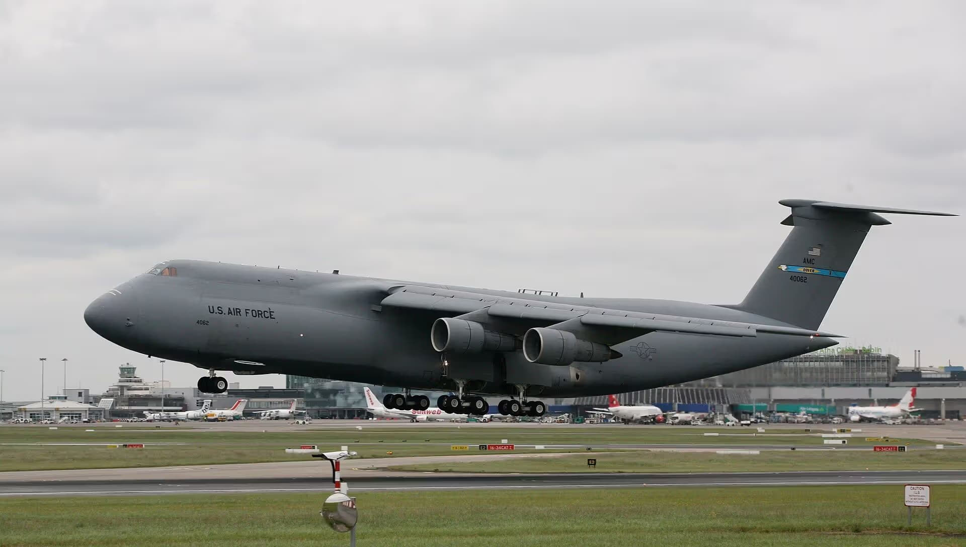 Unidentified — Aircraft
