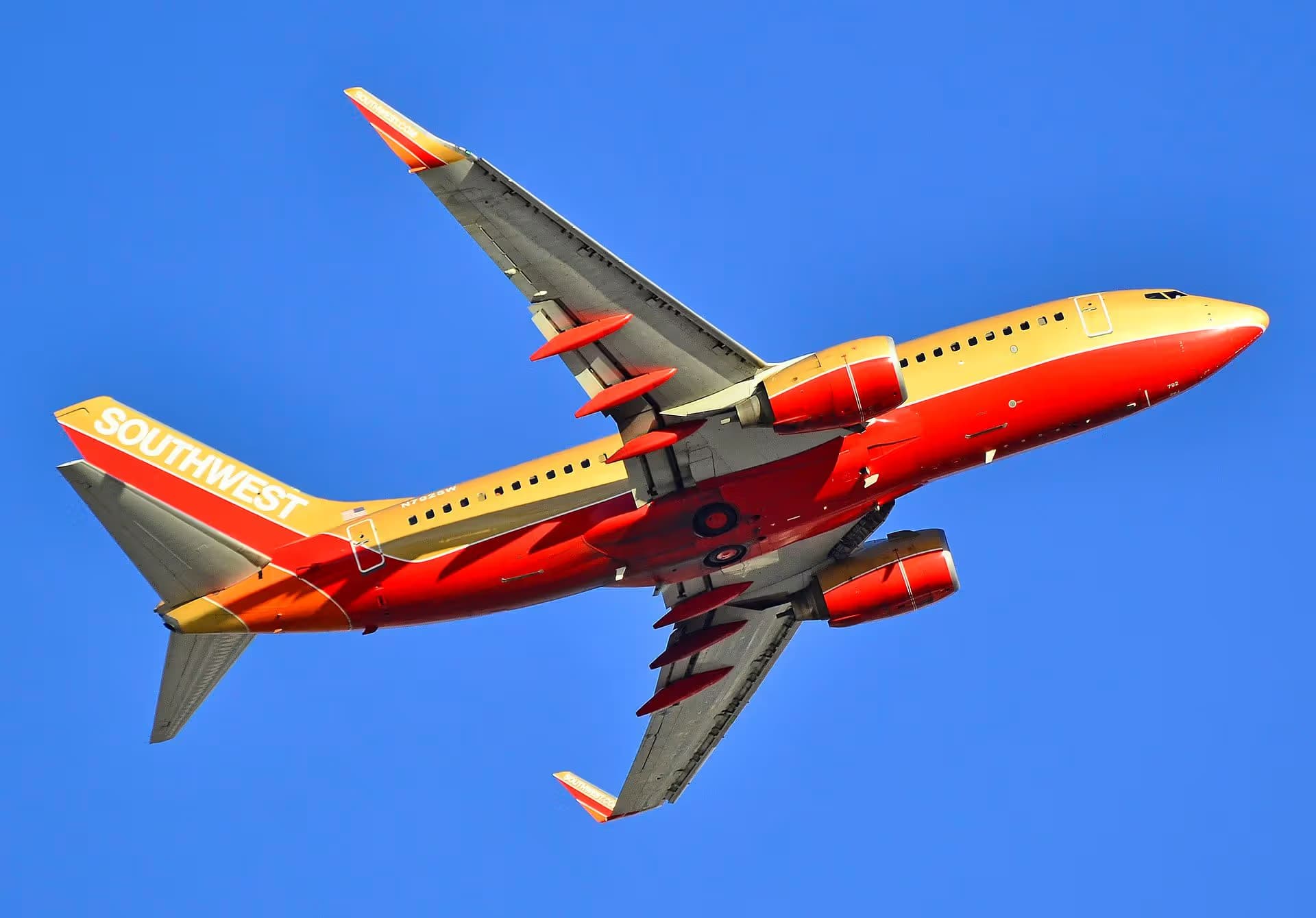 N792SW — Twin-engine aircraft