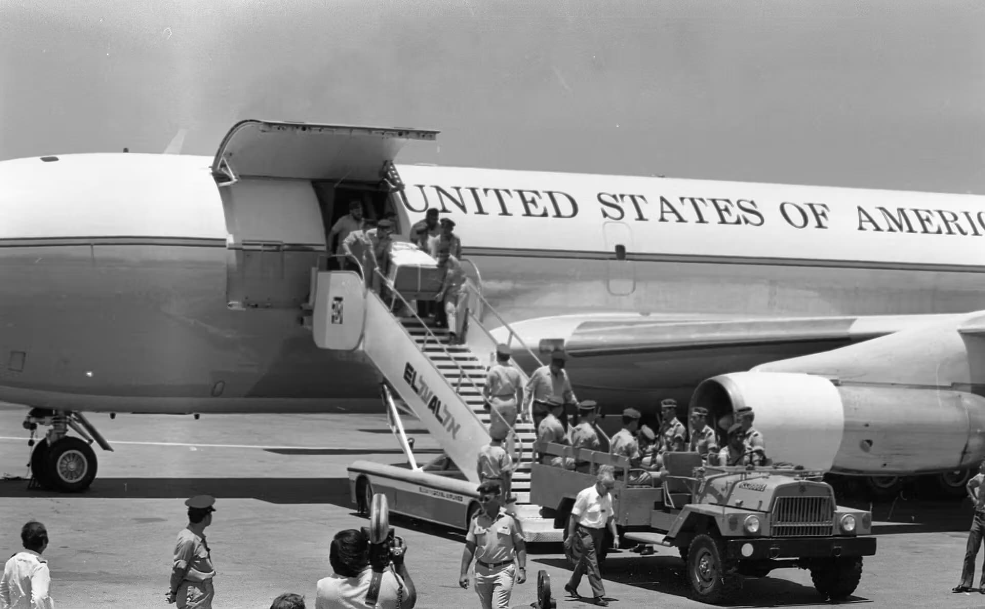 Unidentified — Aircraft