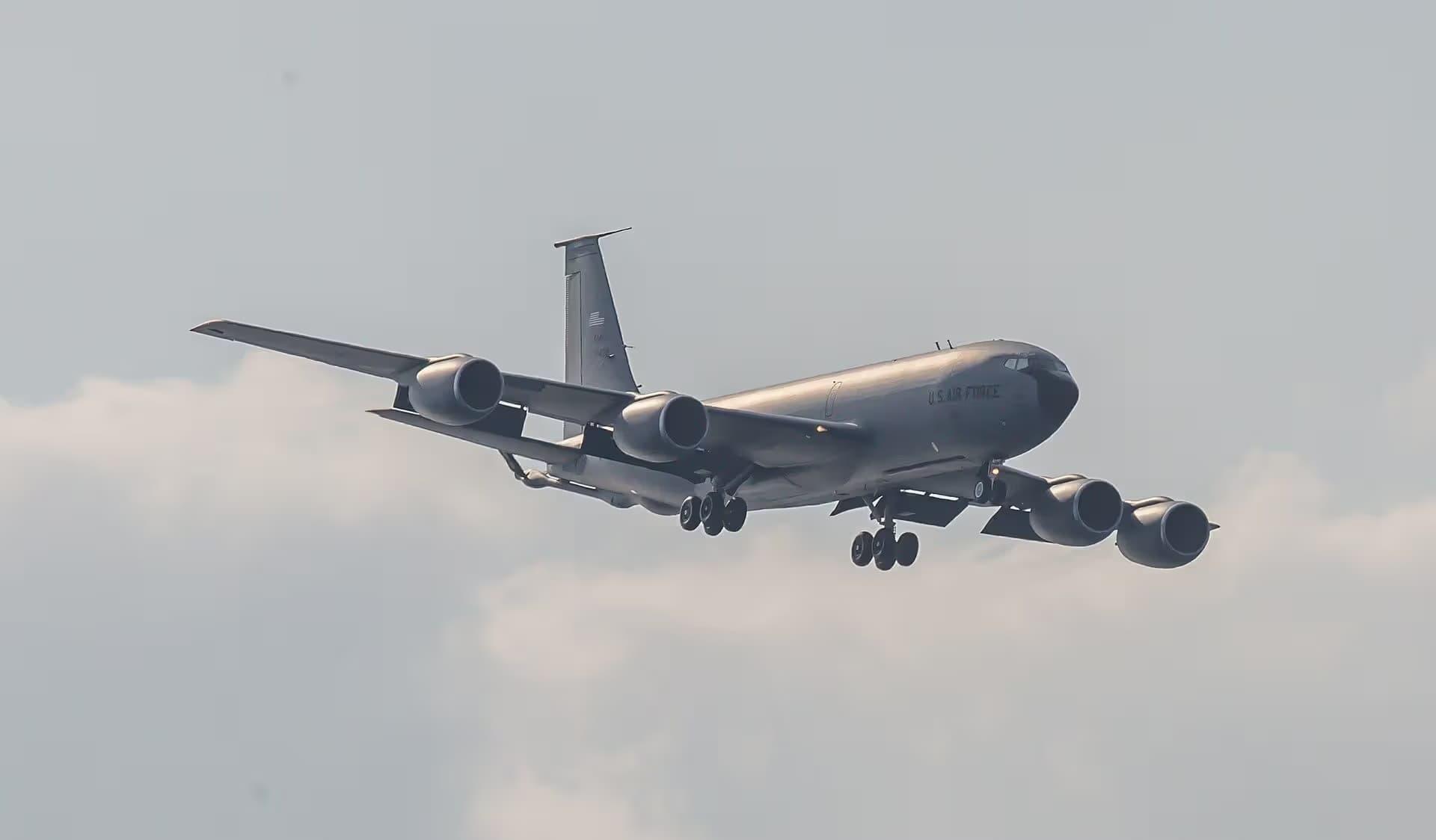 Unidentified — Aircraft