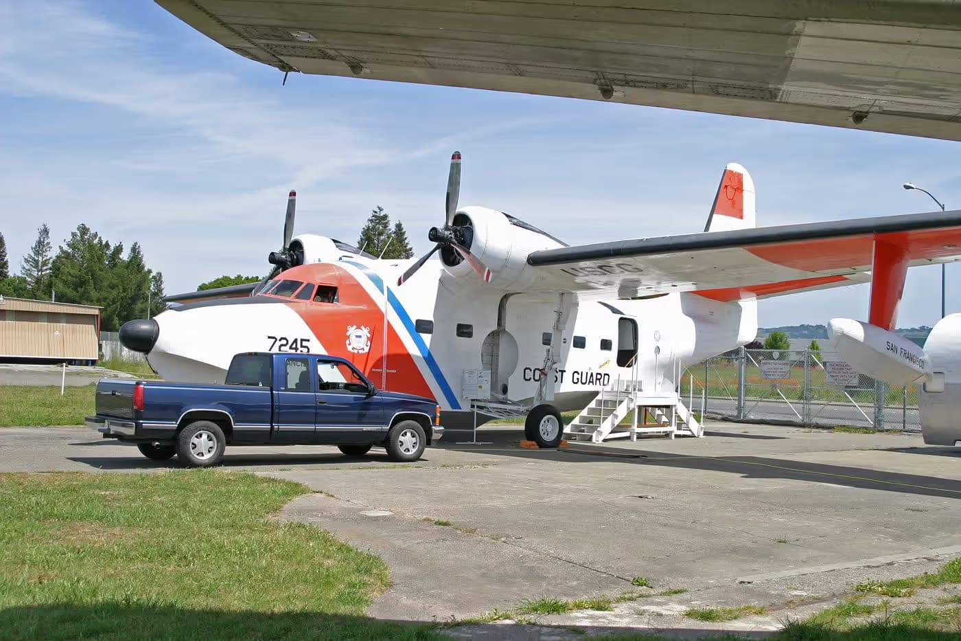 N70262 — Twin-engine aircraft