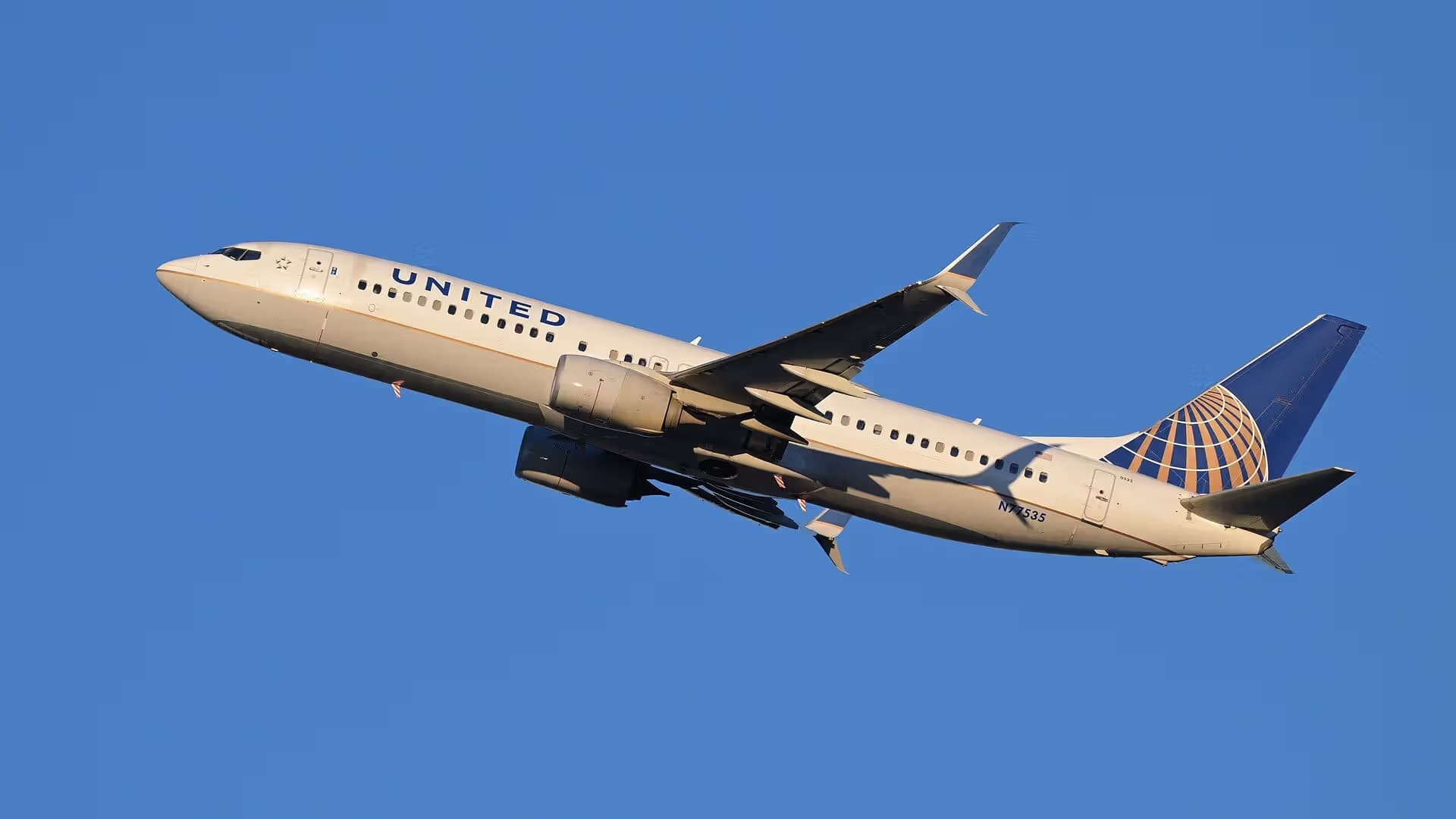 N77535 — Boeing