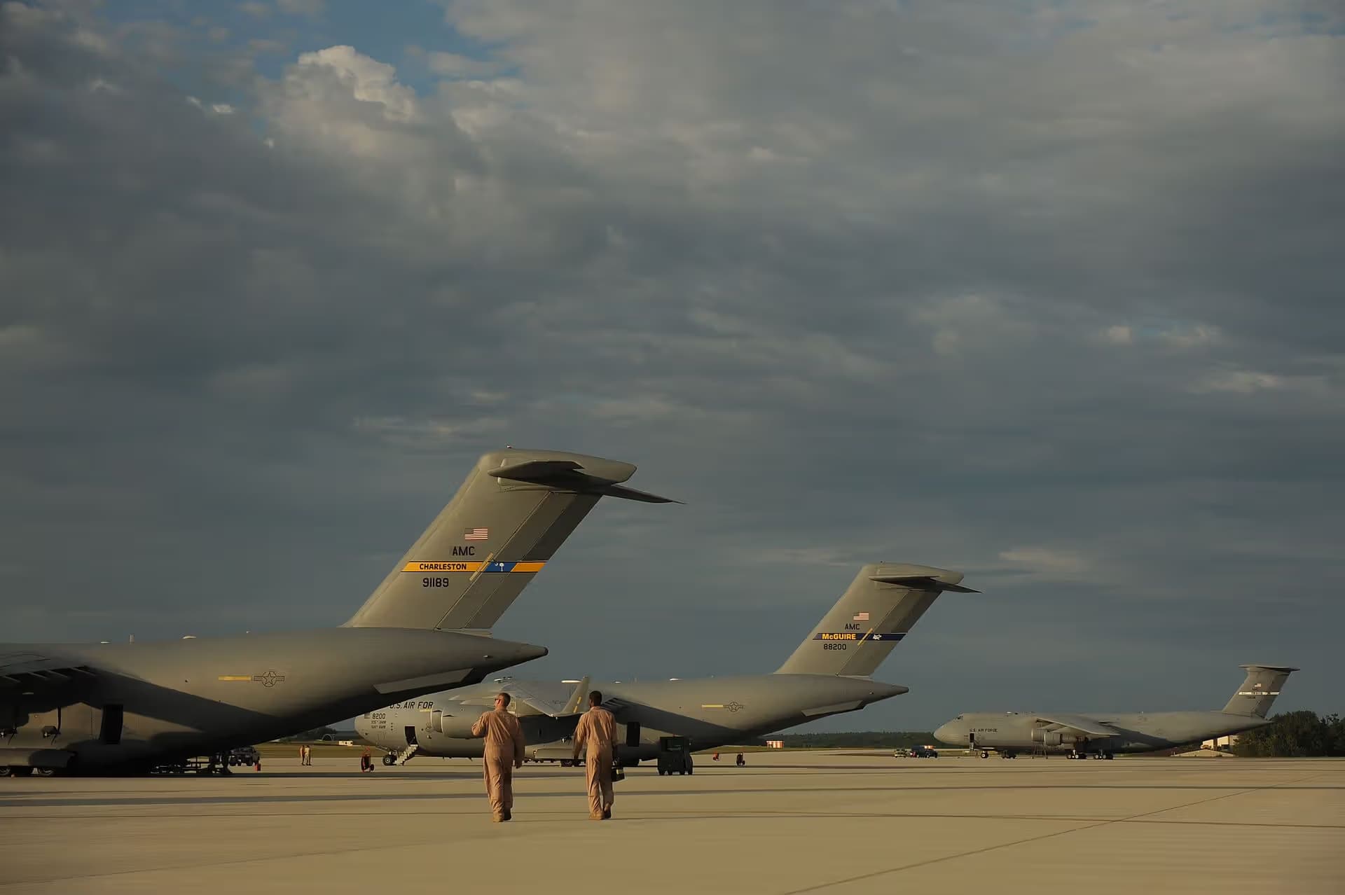 Unidentified — Aircraft
