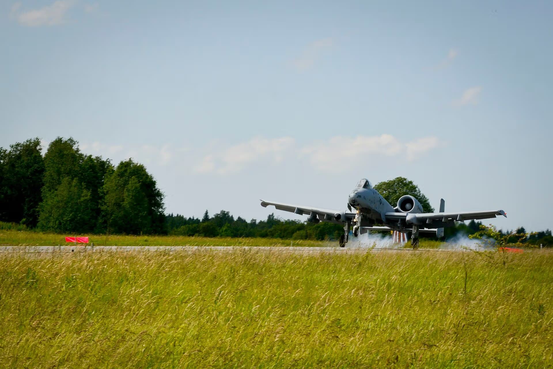 Unidentified — Twin-engine aircraft