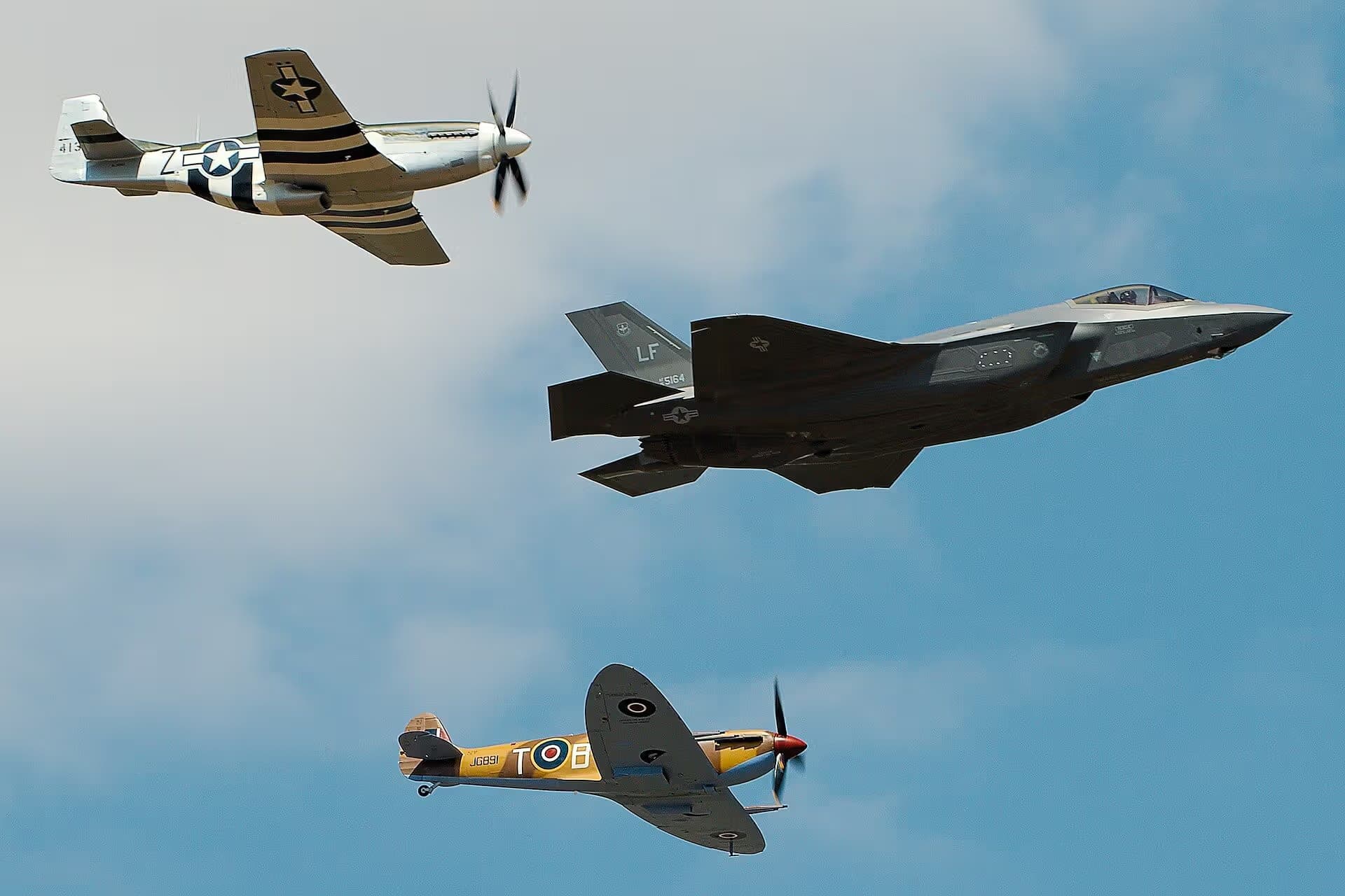 Unidentified — Warbird