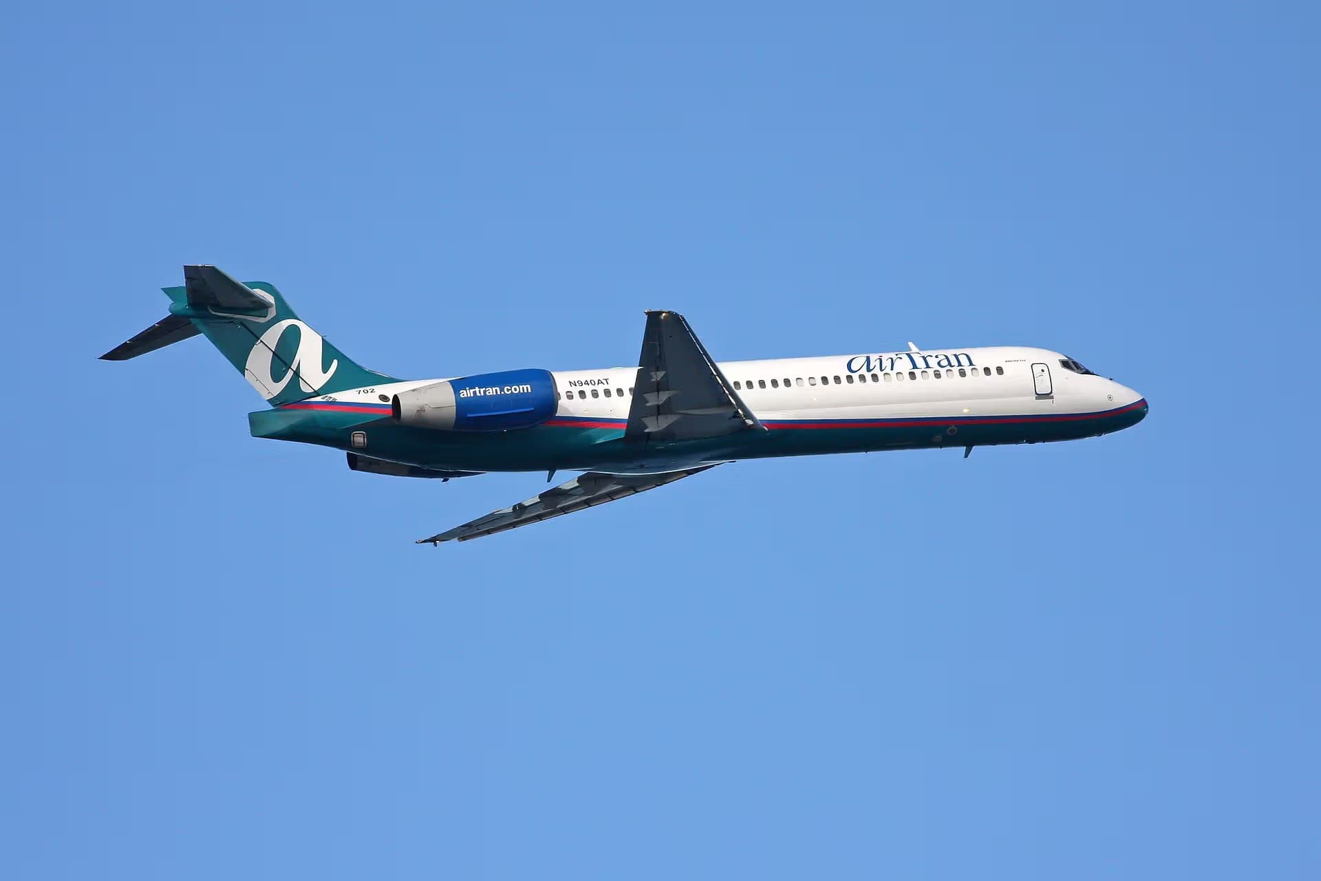 N940AT — Aircraft