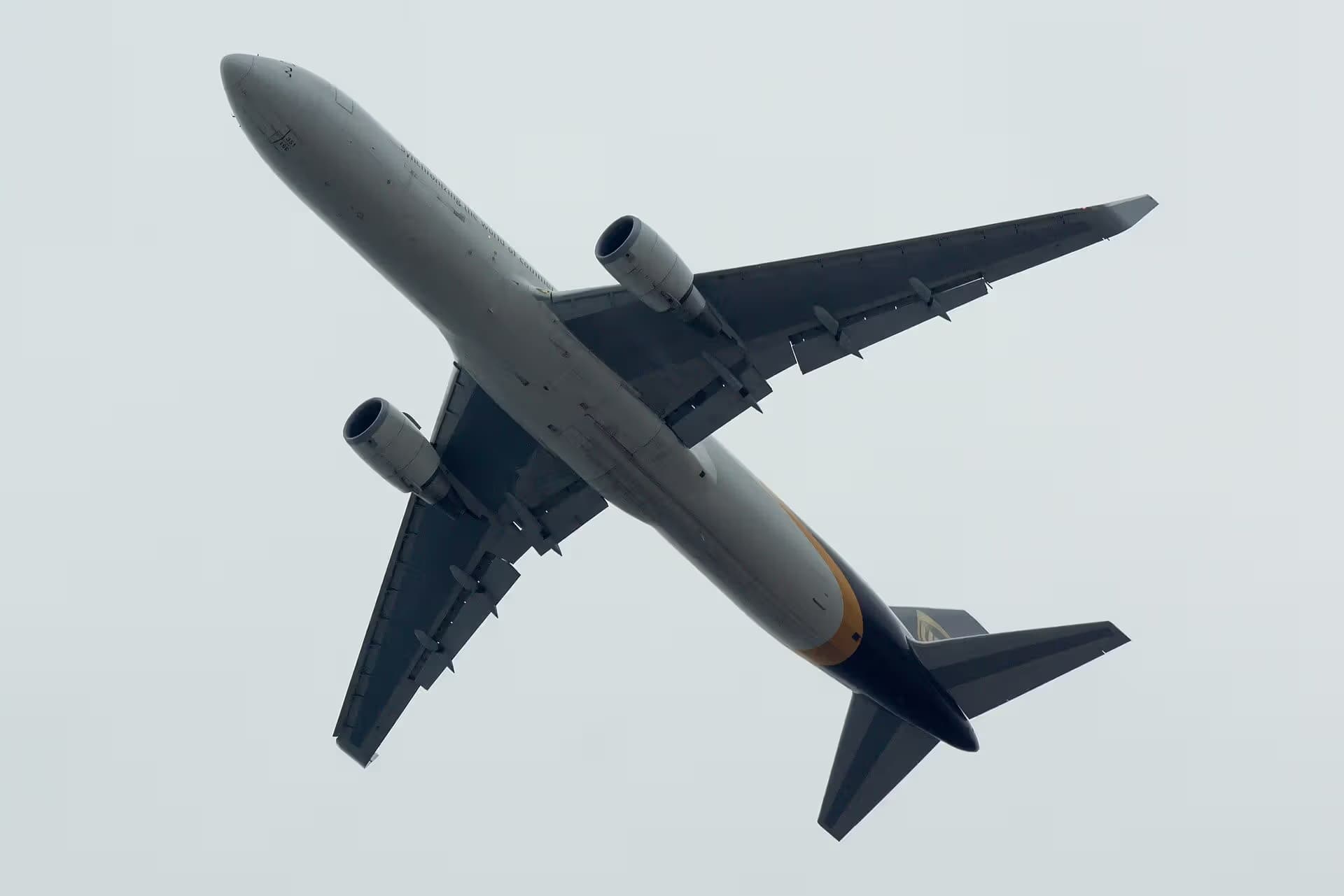 N351UP — Twin-engine aircraft
